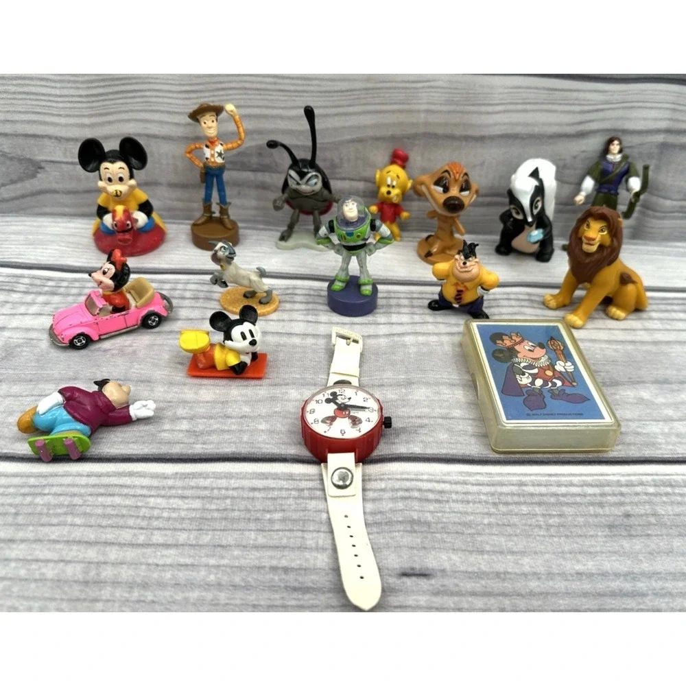 LOT OF VINTAGE 70'S 80'S 90'S DISNEY‎ ACTION FIGURES/ TOYS / WATCH   *4